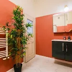 Flat W Balcony Near Vibrant Istiklal
