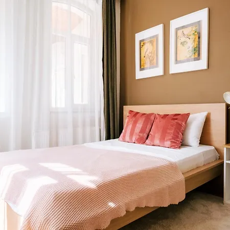 Flat W Balcony Near Vibrant Istiklal 公寓 伊斯坦布尔